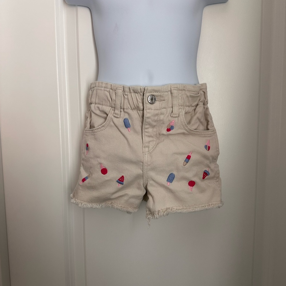 Embroidered Cream Women's Shorts